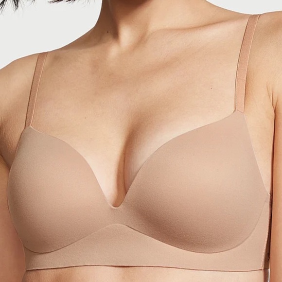 Victoria's Secret Other - NWT 38D 38DD 38DDD Incredible by Victoria’s Secret Wireless Push-Up Bra Soft